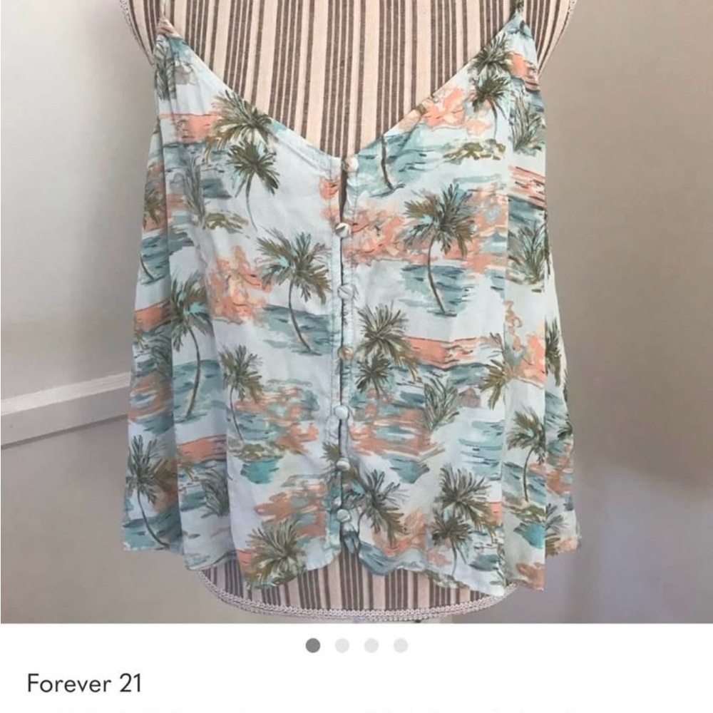 Bundle of 7 Women’s XXL/2XL Tops